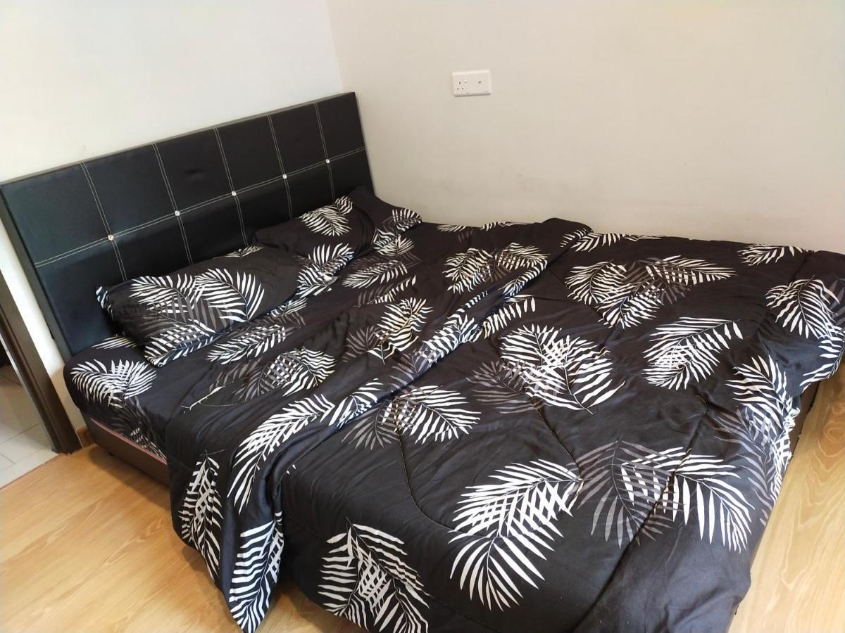 Rainbow Homestay Johor Bahru Zewnętrze zdjęcie