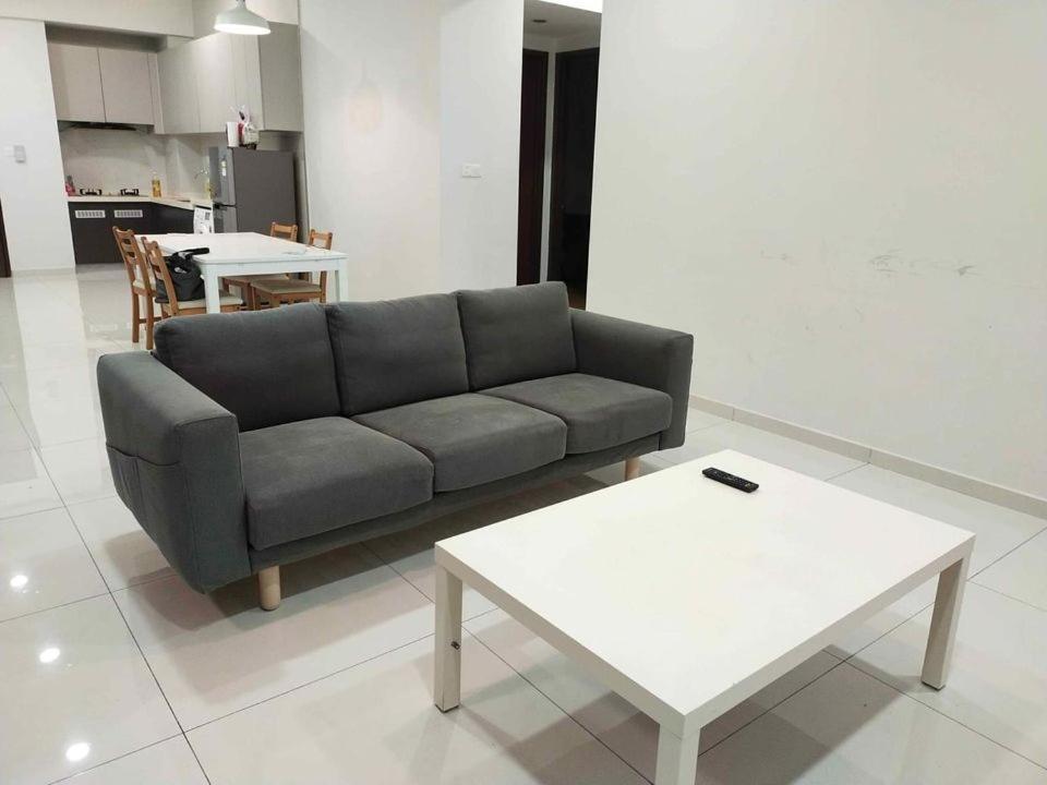 Rainbow Homestay Johor Bahru Zewnętrze zdjęcie