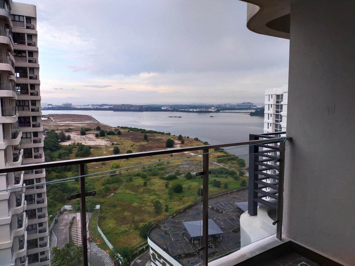 Rainbow Homestay Johor Bahru Zewnętrze zdjęcie